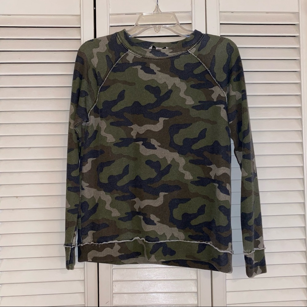 American Eagle Outfitters Camo Pullover